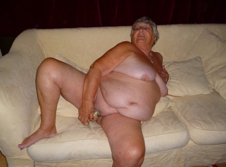 thick chode free naked pics