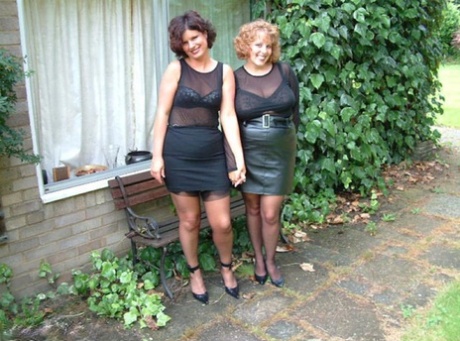Curvy Claire adult star pics