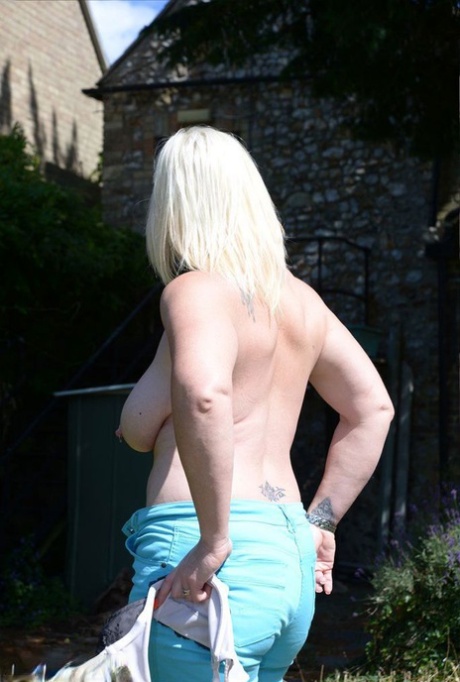 homemade curvy mature nude hot xxx img