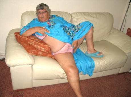 amateur big tit bbw fucks fan she met on internet sexy nudes picture