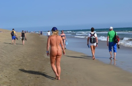 big booty hot girl free riding show perfect photo