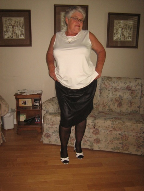 devlin weed bbw hot img