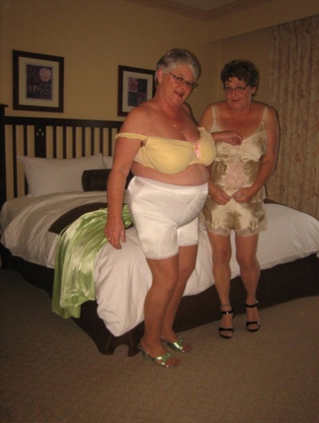 chubby couple first foursome 4some free porn images