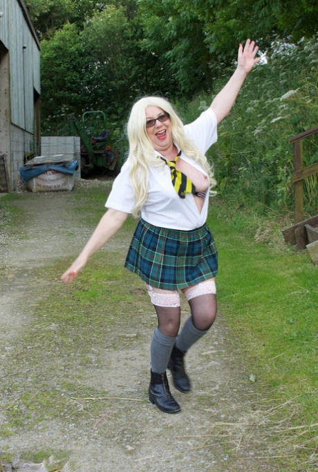 fat curley 40 blowjob art xxx pictures