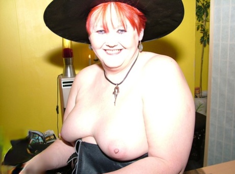fat bottom girls hot naked photos