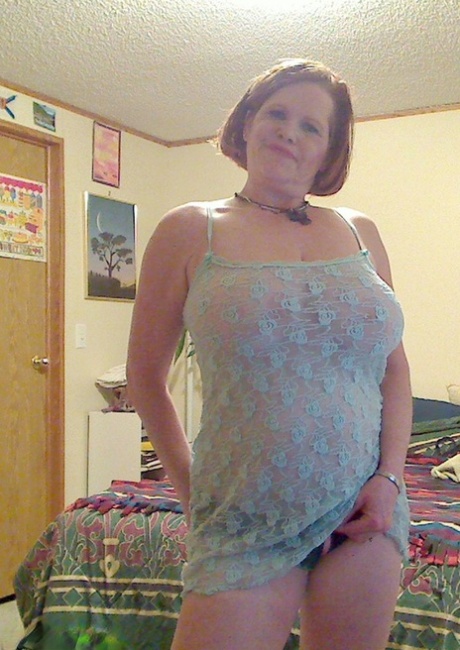 thick mom casting beautiful nude photo