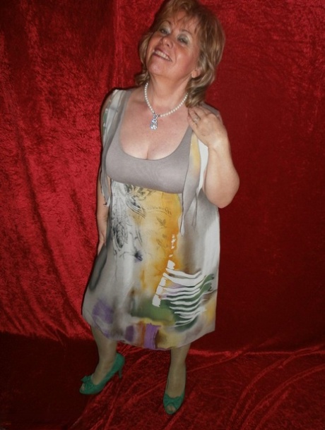 thick track girl free xxx pictures