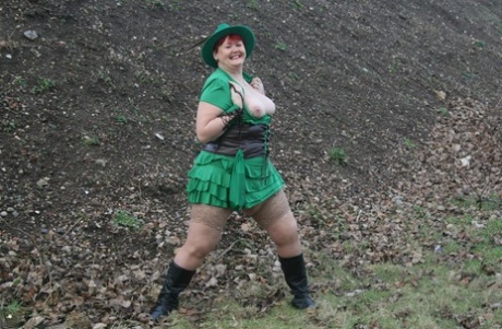 thick fake tits art porn pics