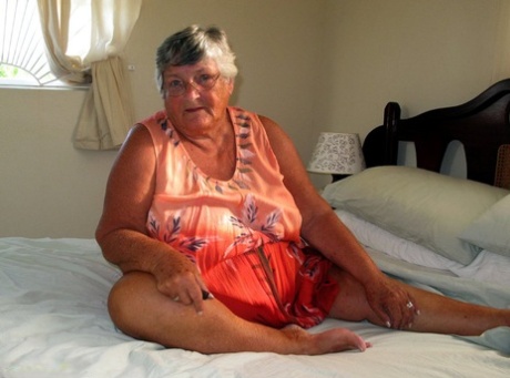 bbw slave wife hot nude photos
