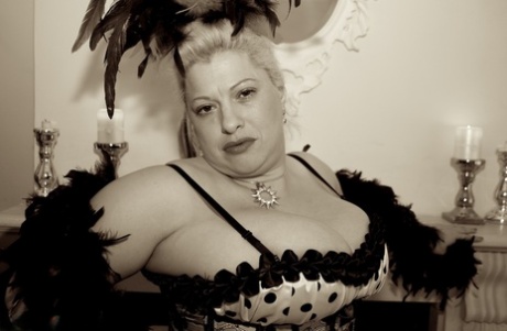 fat girl crying sexy galleries