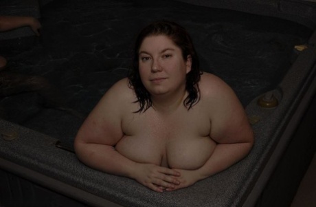 mature plumpers free pic erotic gallery