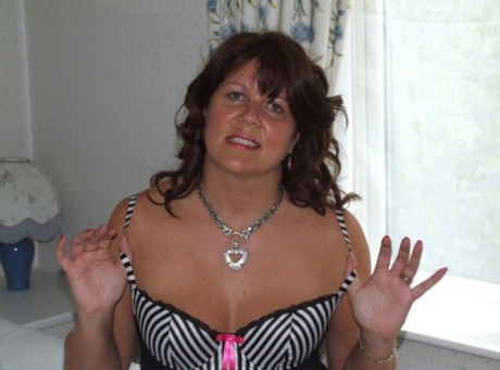 chimo curvy hot porn gallery