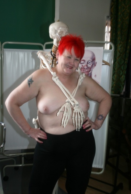 findstocking chubby sene gal free sex picture