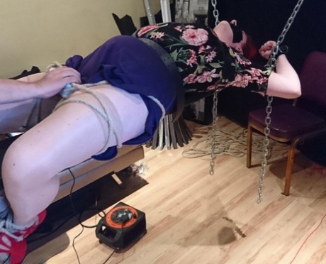 bbw squirts while riding bbc exclusive img
