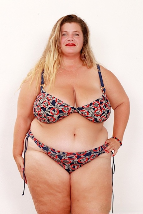 sim thick hot xxx picture
