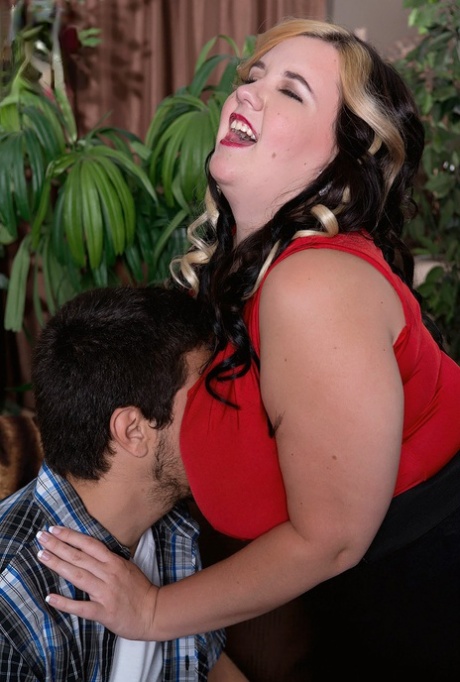 porn bbw lesbian strapon sexy nudes photo