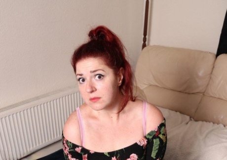 bbw public pee hot naked gallery
