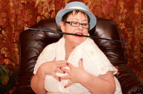 bbw granny stocking art naked gallery