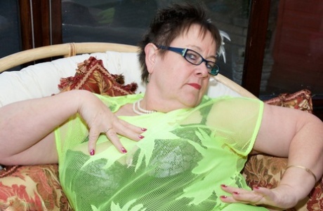 fat gyat art nude gallery