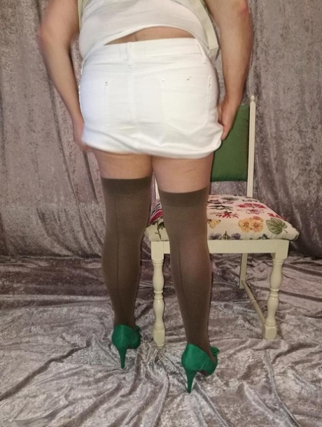 thick cougar solo art nude galleries