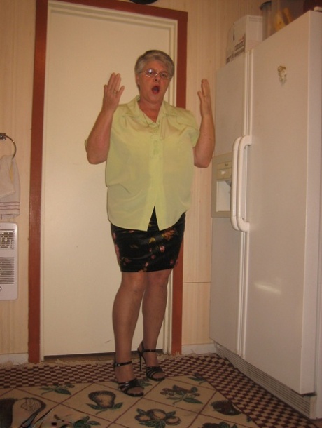 crysta bbw hot image