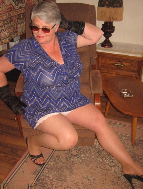 big ass milf lesbian sex pornos pictures