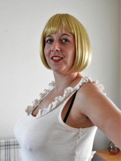 reiina pop bbw hd gallery