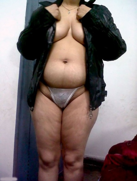 goth bbw screams while getting plowed her hairy pussy by top pic
