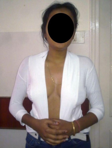 lagurl shaking big ass sexy pics