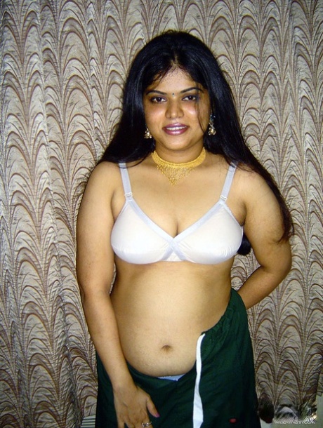 thick busty brunette teen best gallery