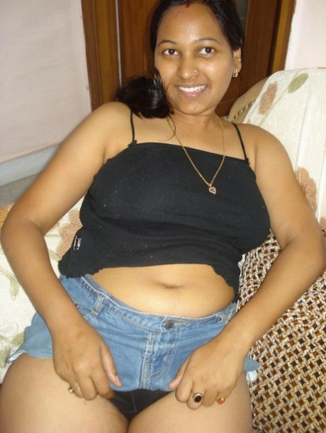 curvy amateur solo free images