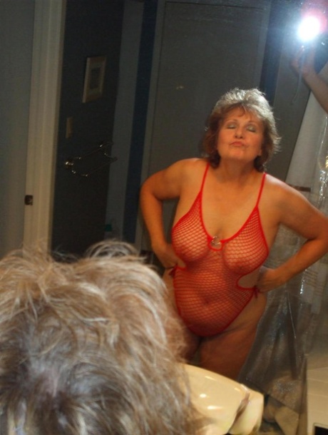 voluptuous woman fucked beautiful xxx pictures