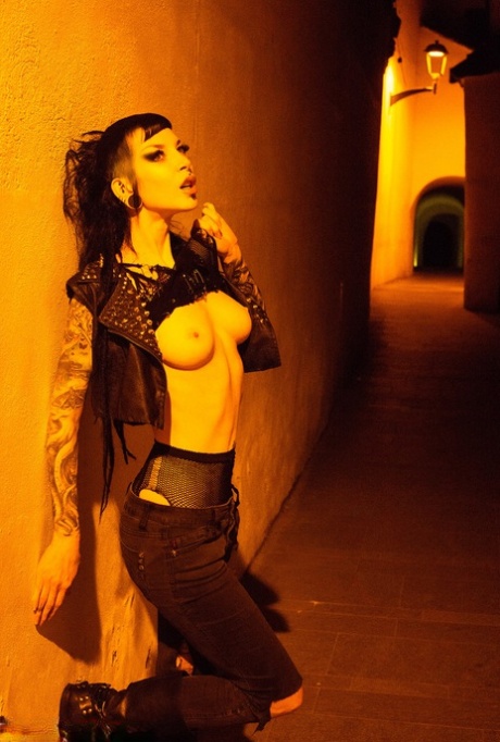 slim thick cosplay beautiful porn image