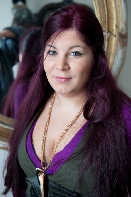curvy daughter sexy nudes pic