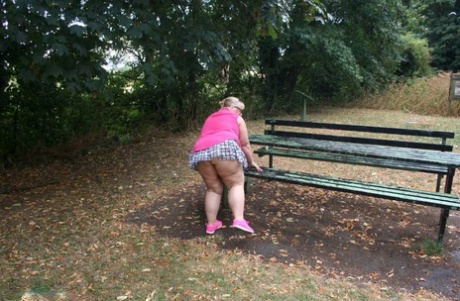 bbw granny sharon free naked img