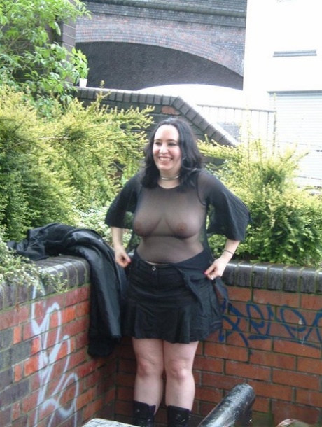 fat ass bubble but beautiful porn image