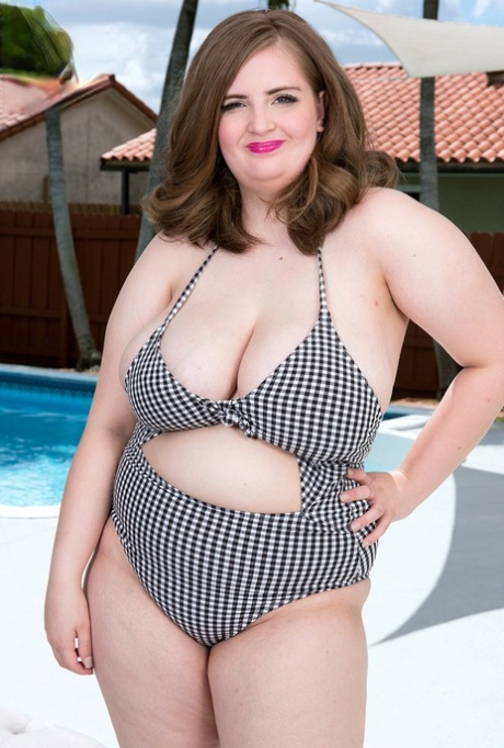 plump titty milf fucks black perfect img