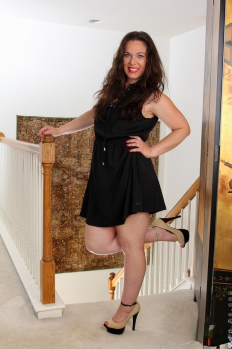 busty bbw babe with butt plug fucking her sex machine beautiful xxx photo