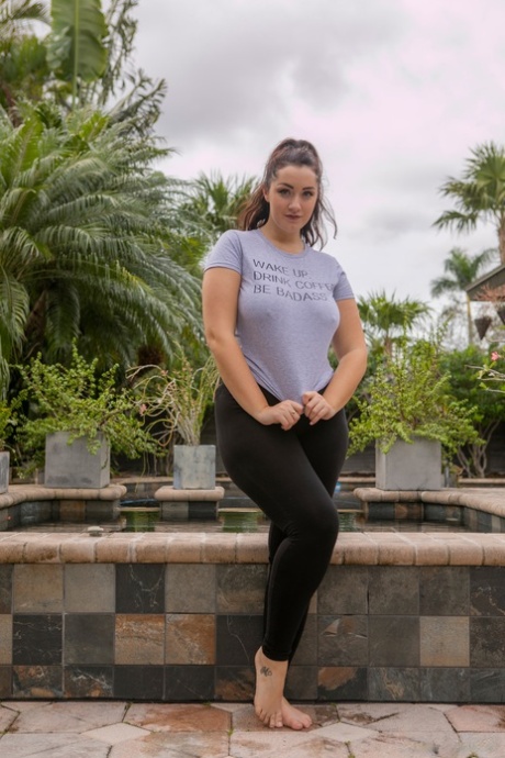 super bbw pears hot gallery