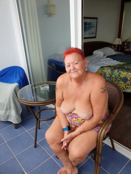 blonde mom gpt big ass free nude images