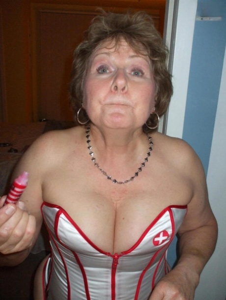 big fat grandma porn art nude gallery
