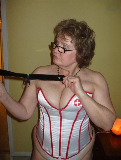 busty bbw milf kimmie kaboom is sucking dick to win votes perfect picture