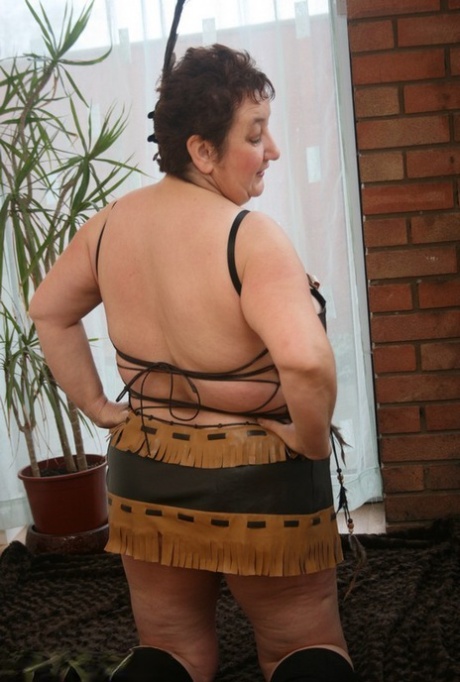 bbw while she sleeps nude pictures