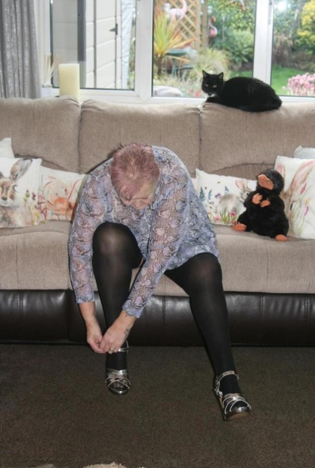 big booty neighbor gets the bbc she needs art nude galleries