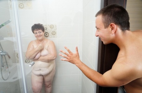 bbw walking naked hot gallery