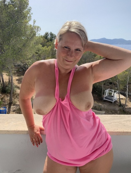 classy curvy milf is a true cock loving nasty nympho beautiful porn img