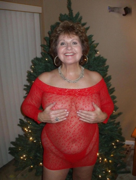 thick cougar solo best pics