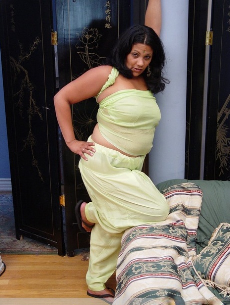 thick tight girl pornographic archive