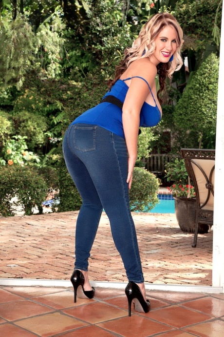 thick black women lesbian exclusive picture