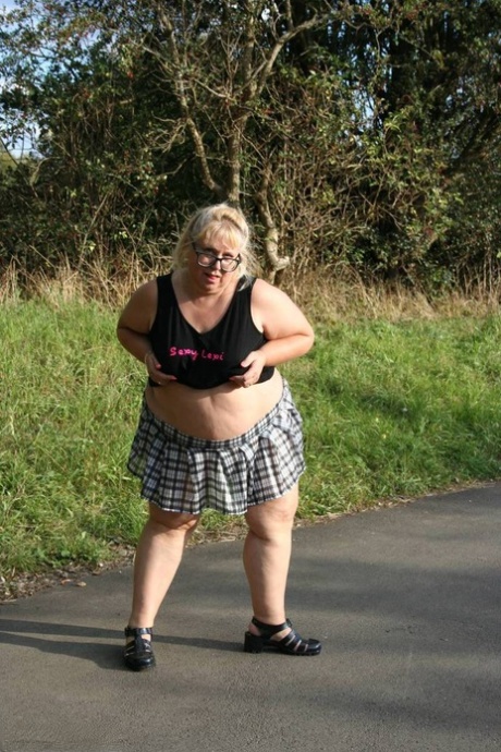 bbw granny twerk art porn gallery